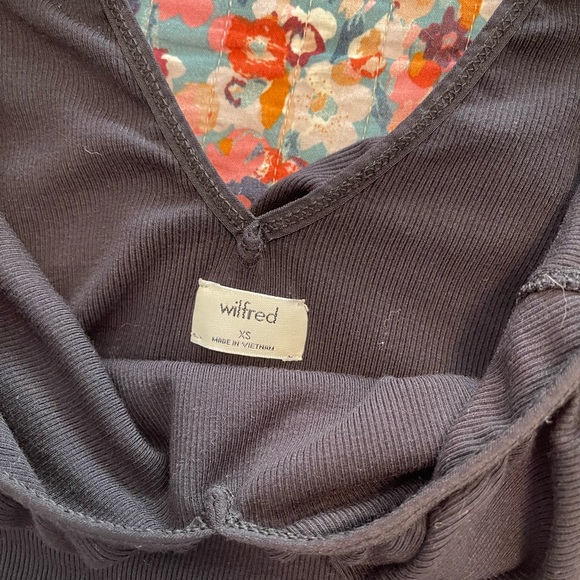 Aritzia - Wilfred black bodysuit - Picture 4 of 4